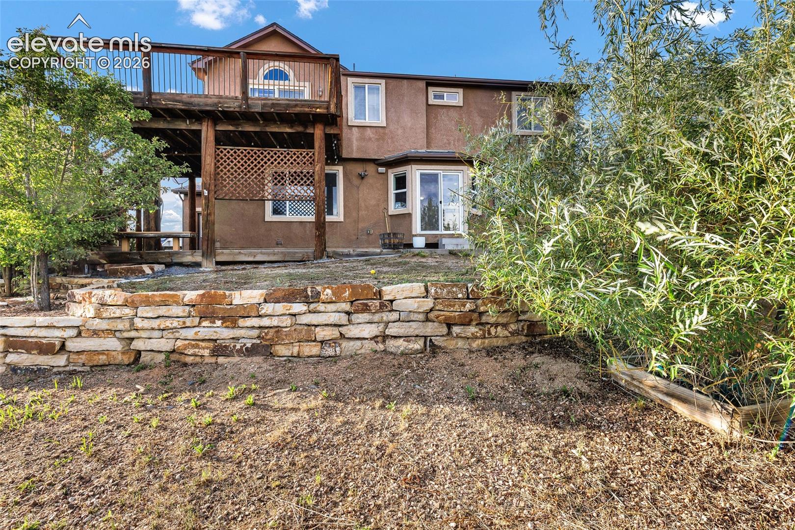 Listing photo 35 for 831 Merrimack River Way
