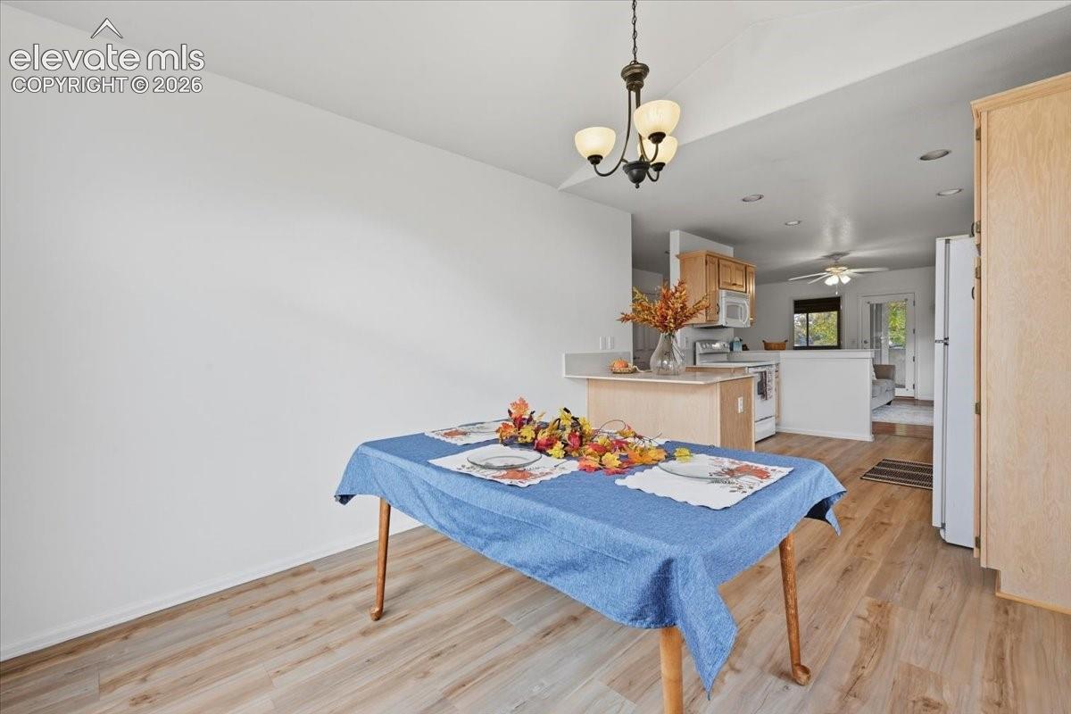 Listing photo 24 for 12 Luxury Lane