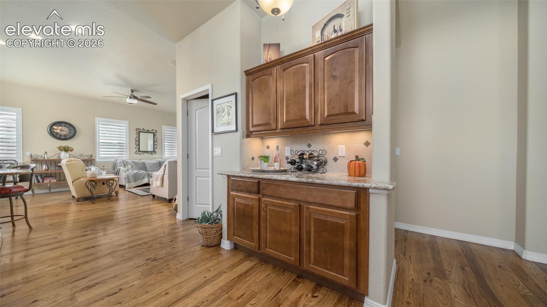 Listing photo 4 for 2455 Veneto Way