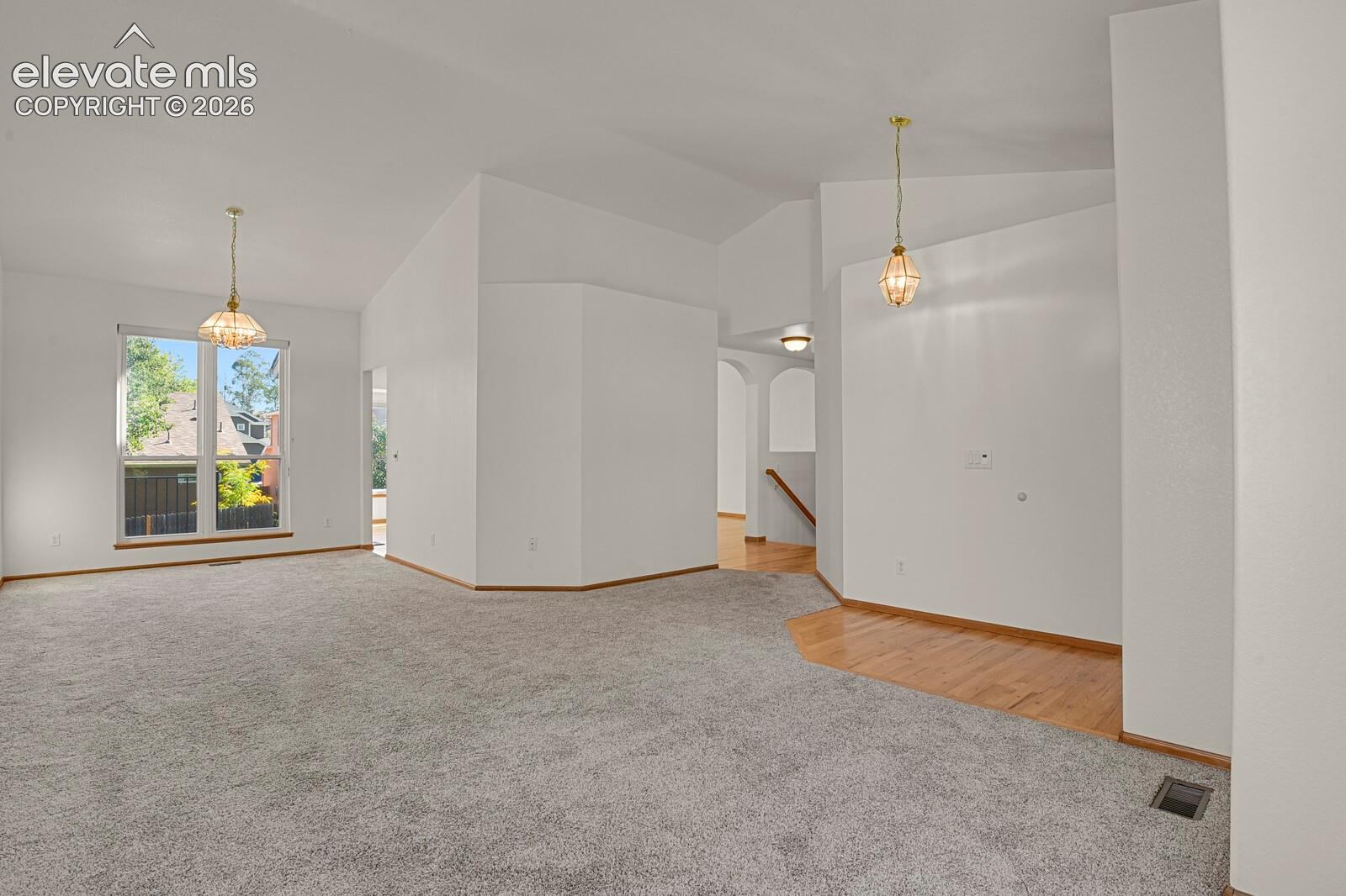 Listing photo 6 for 6625 Quarter Circle Road