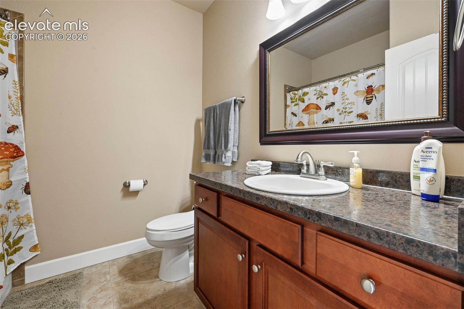 Listing photo 19 for 10484 Mile Post Loop