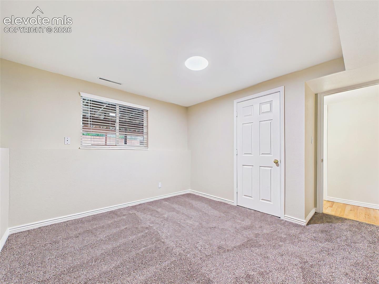 Listing photo 36 for 1509 Lyle Drive