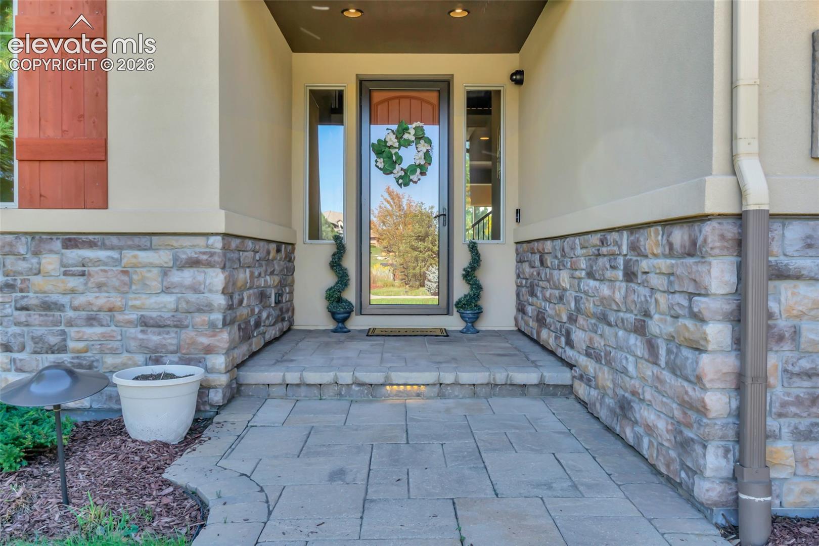 Listing photo 18 for 5671 Campina Way