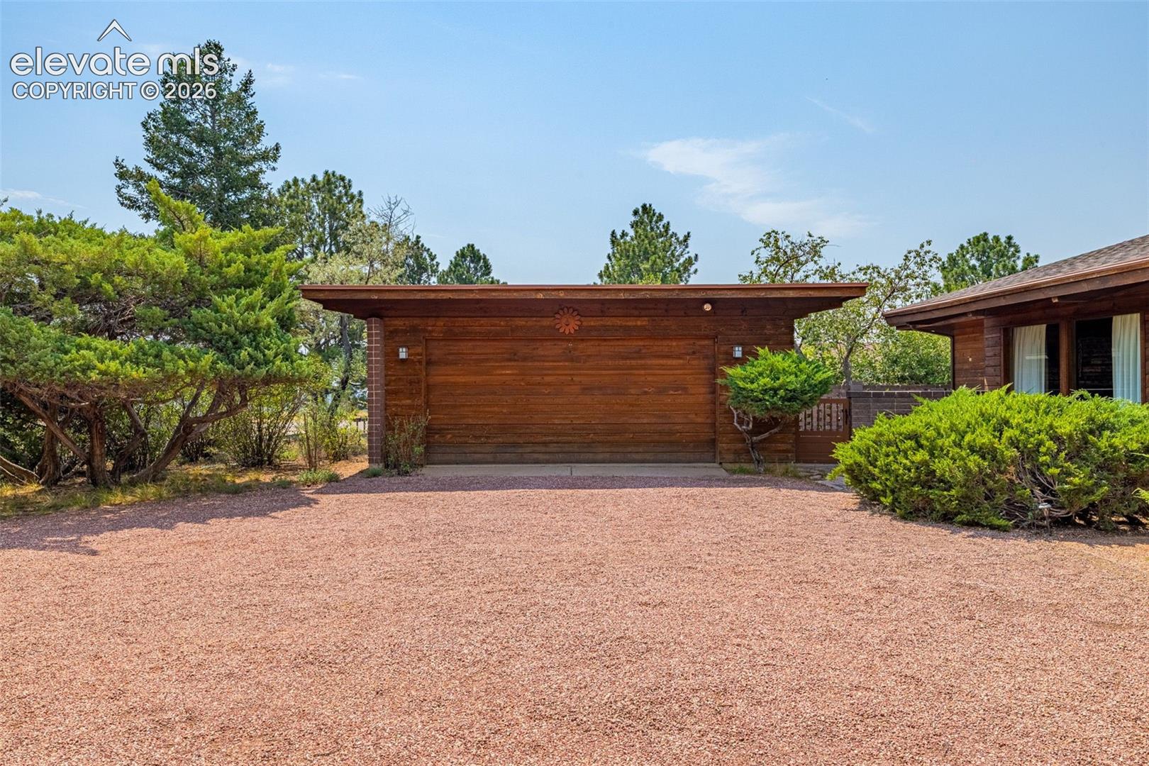 Listing photo 49 for 1210 E High Point Lane