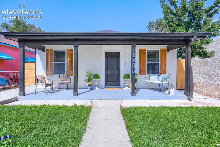 1405 E Orman Avenue — listing photo