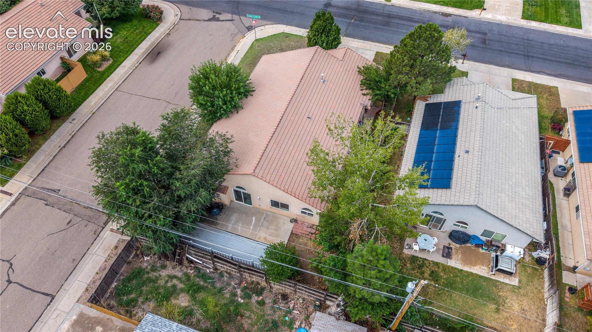 Listing photo 26 for 938 Cedarcrest Drive