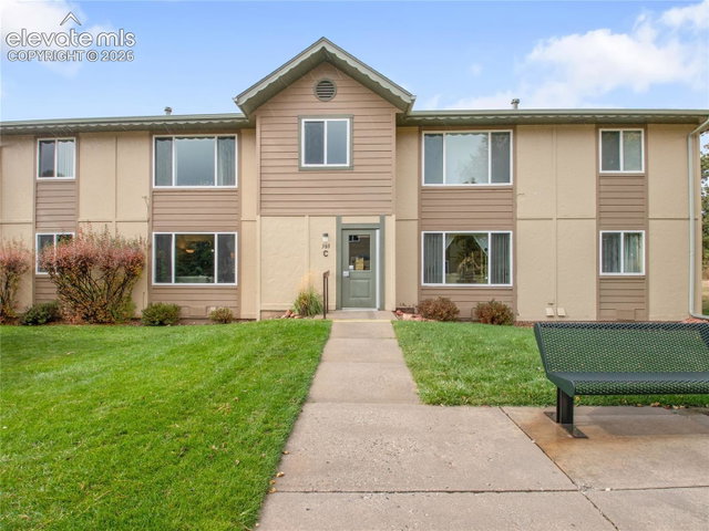 380 Paradise Circle C1 — listing photo