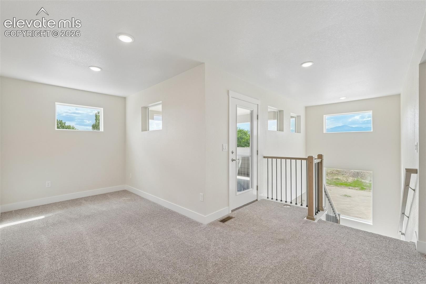 Listing photo 30 for 3005 Curly Grove