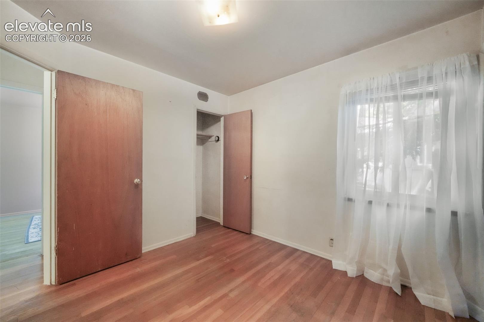 Listing photo 35 for 920 S Canosa Court