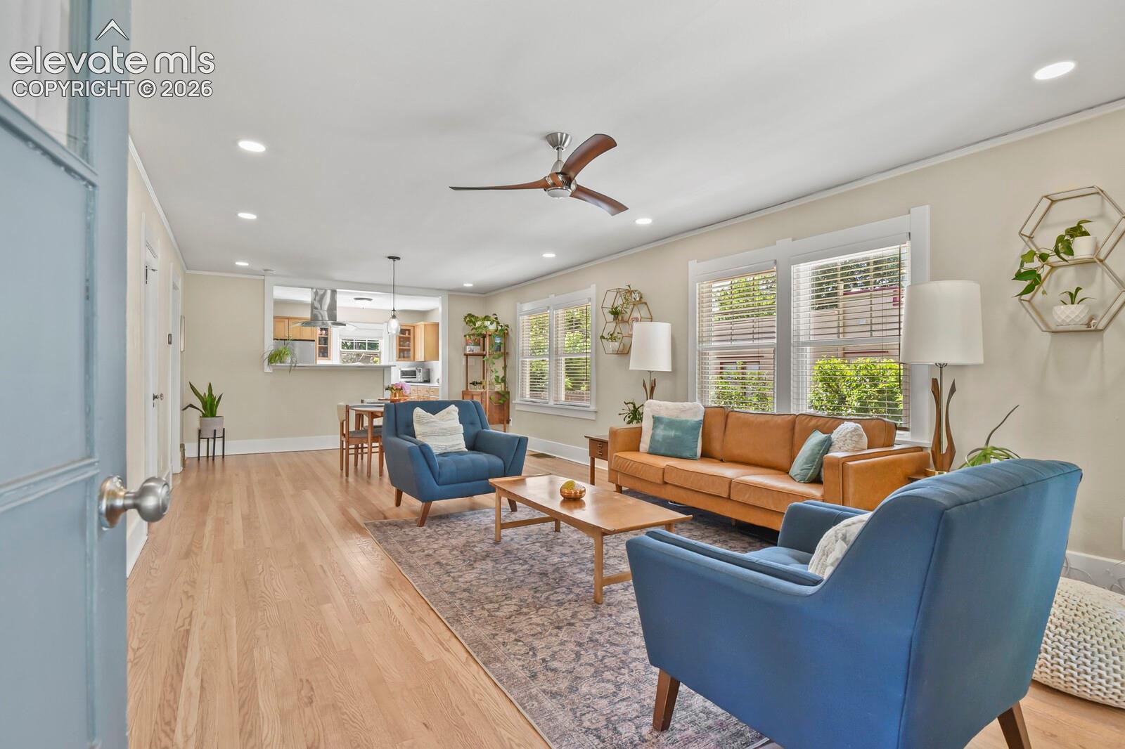 Listing photo 8 for 1507 N El Paso Street