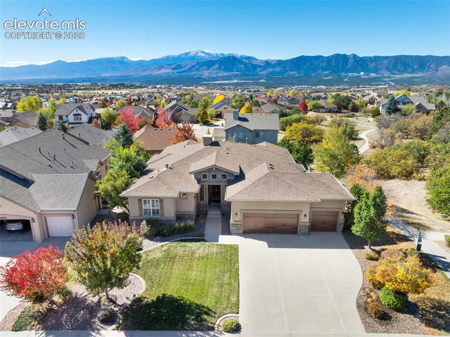 Listing photo 2 for 2171 Diamond Creek Drive