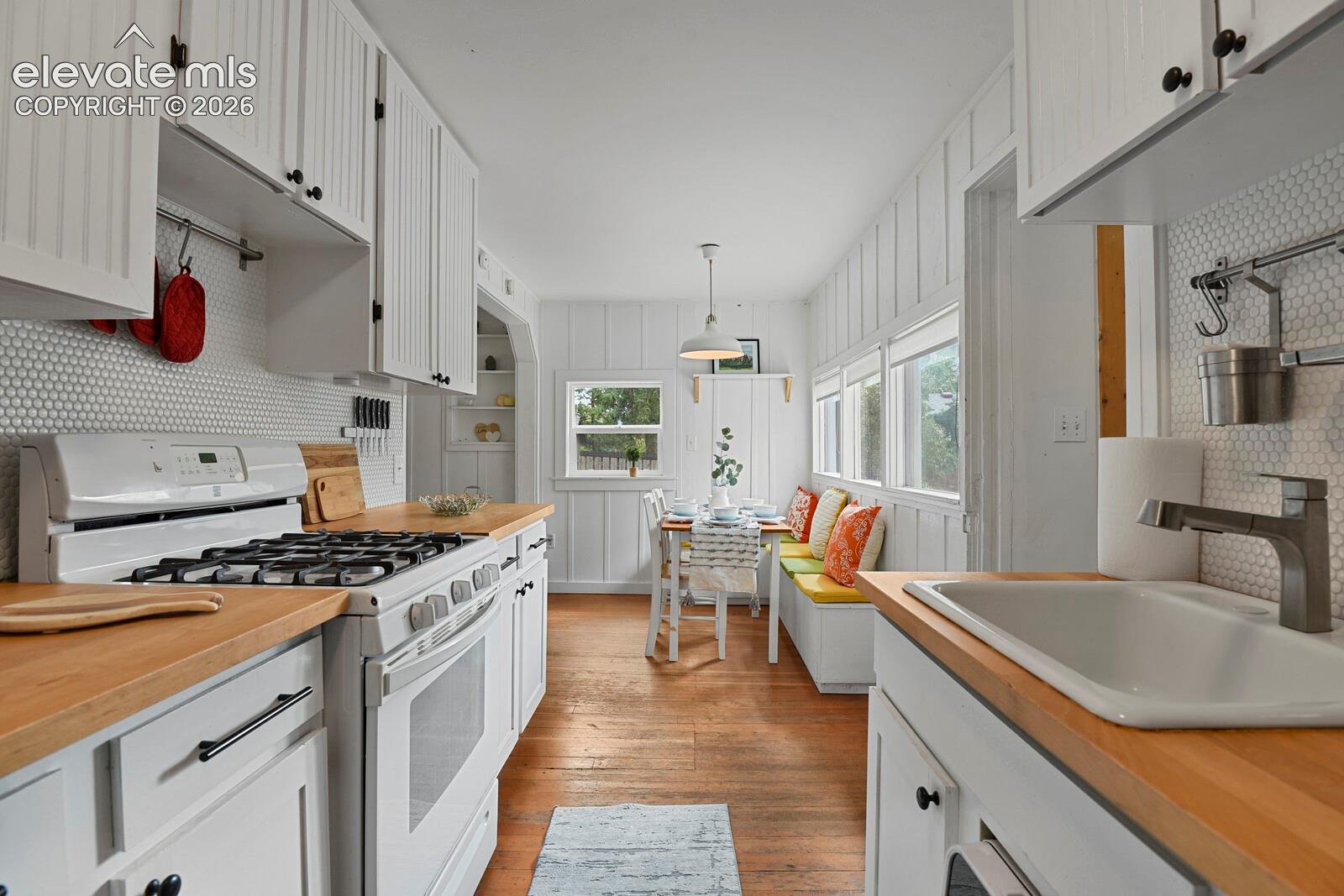 Listing photo 16 for 506 N Fairview Street