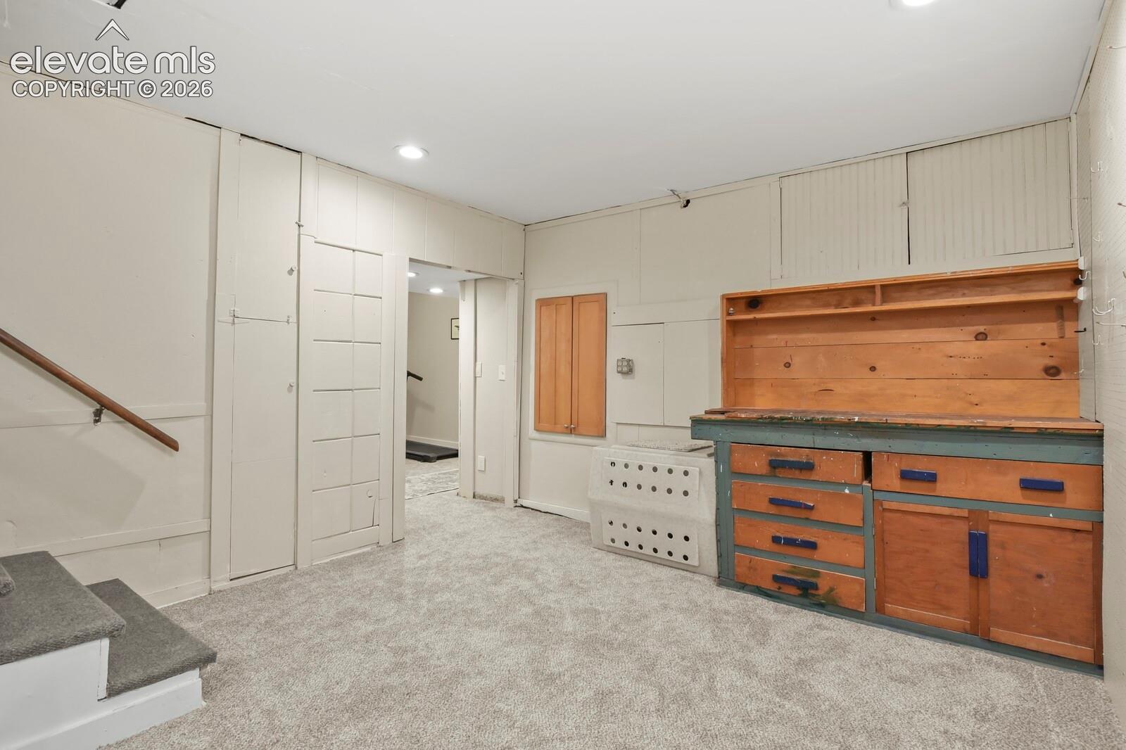 Listing photo 33 for 1507 N El Paso Street
