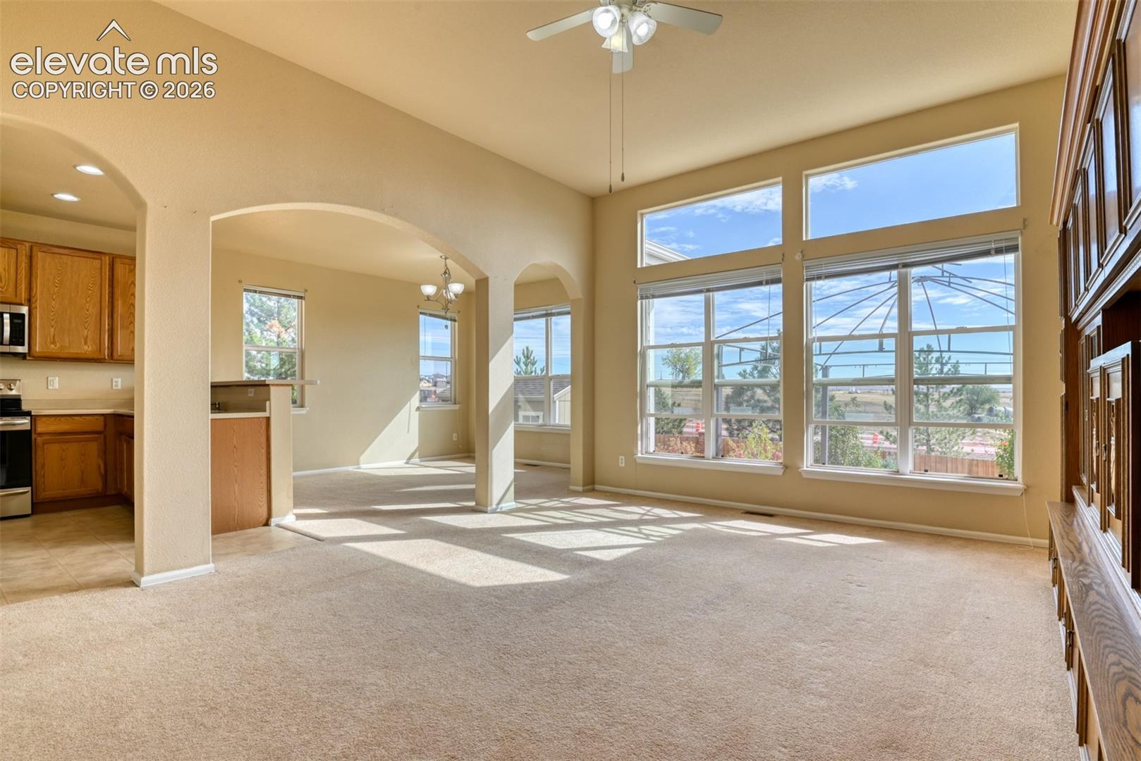 Listing photo 13 for 7985 Kettle Drum Street