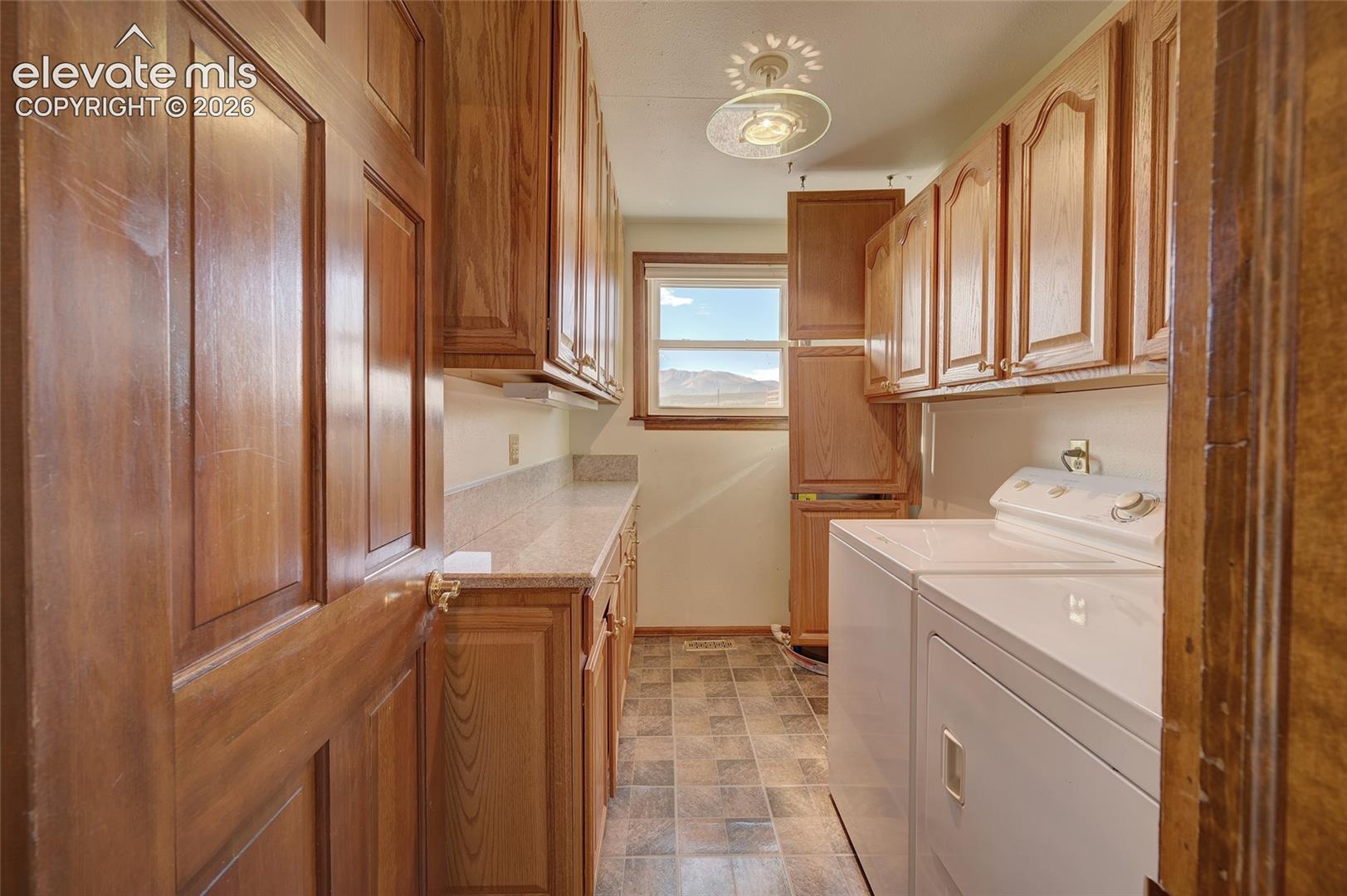 Listing photo 15 for 32 Dartmouth Place
