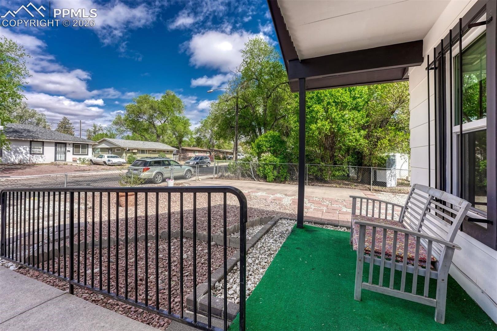 929 Arcadia Street, photo 6
