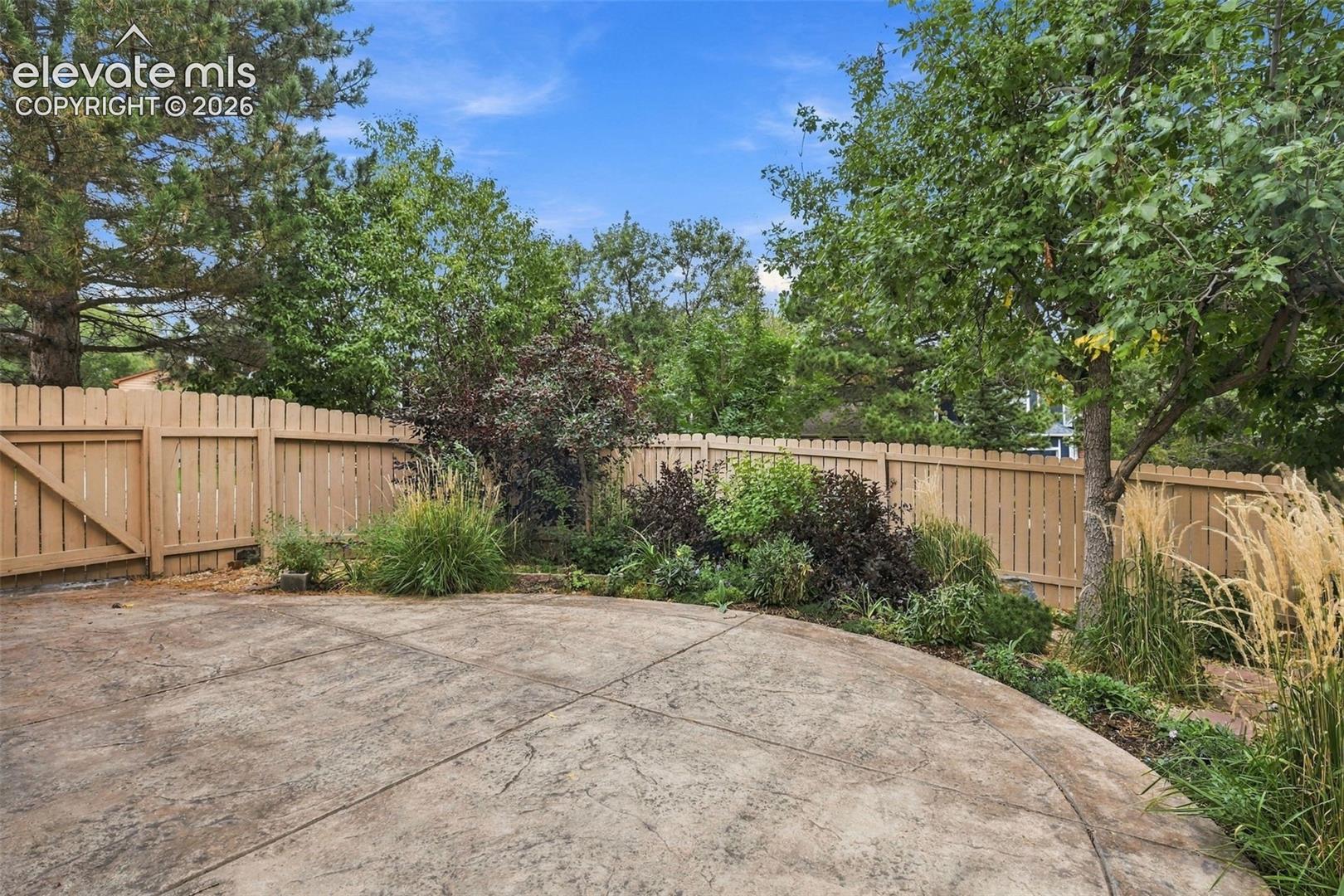 Listing photo 43 for 5960 Chokecherry Drive