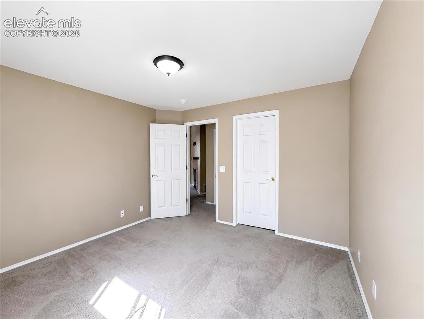 Listing photo 20 for 3875 Strawberry Field Grove E