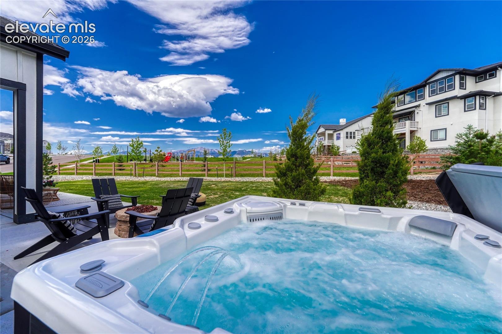 Listing photo 20 for 12366 Mionetto Court