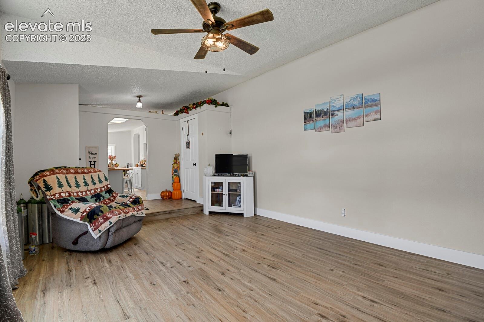 Listing photo 31 for 2329 Southpark Road