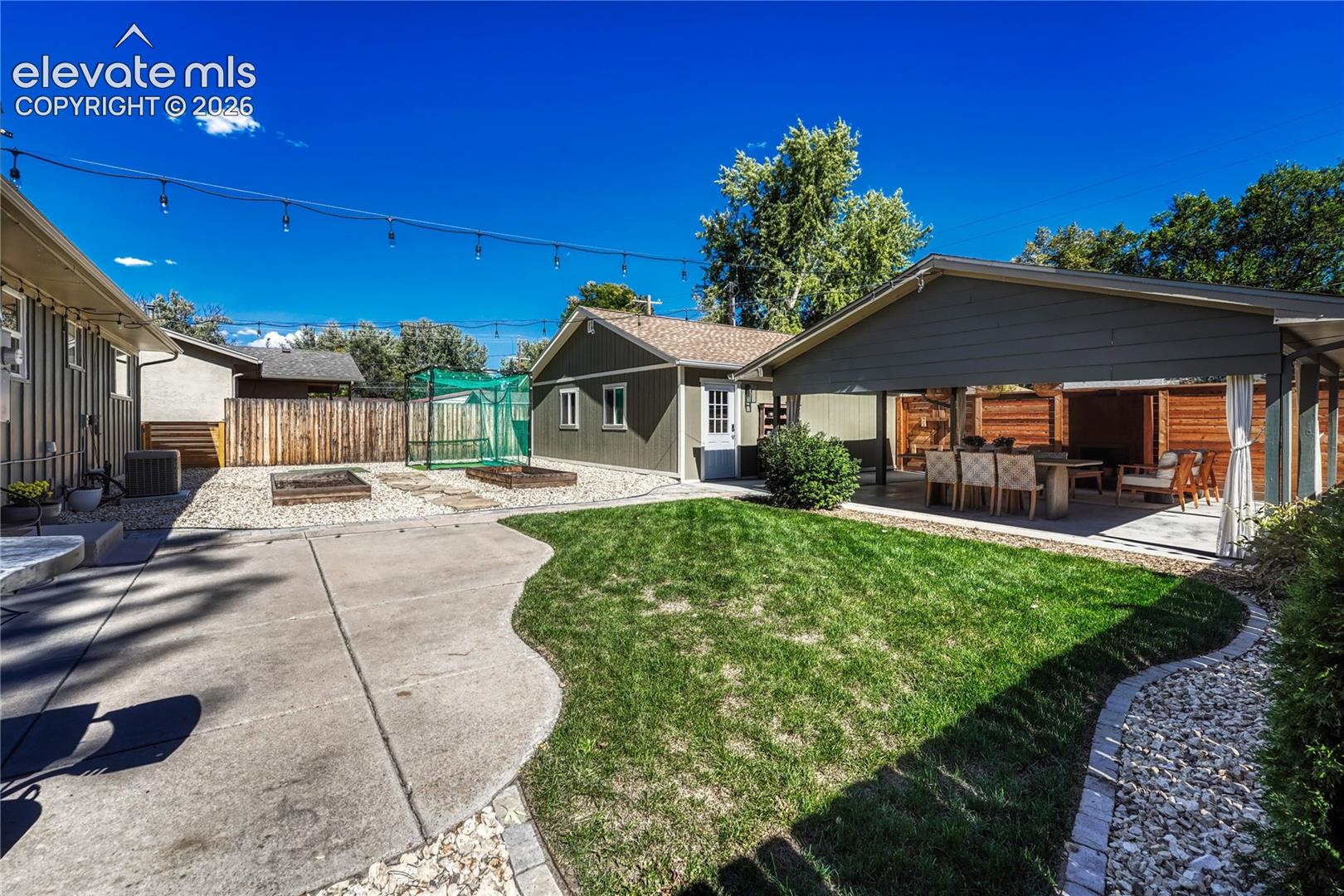 Listing photo 27 for 2845 N Institute Street