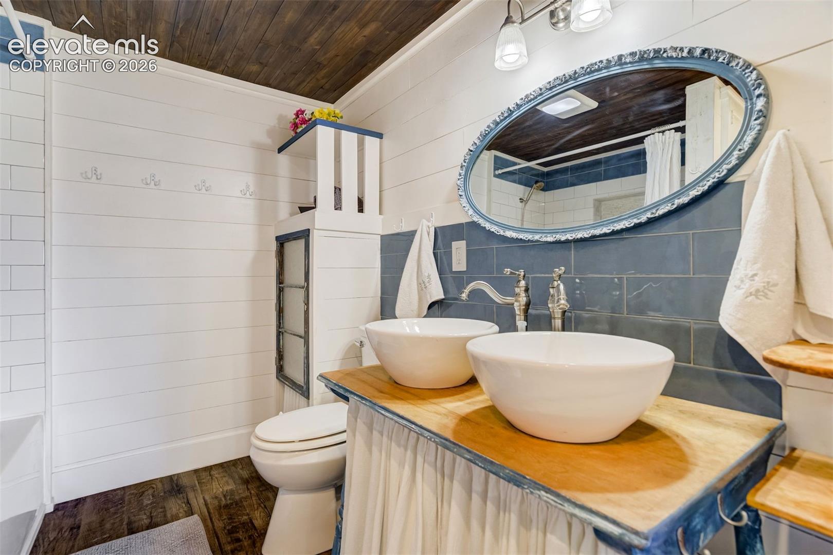 405 Baldwin Street, photo 17