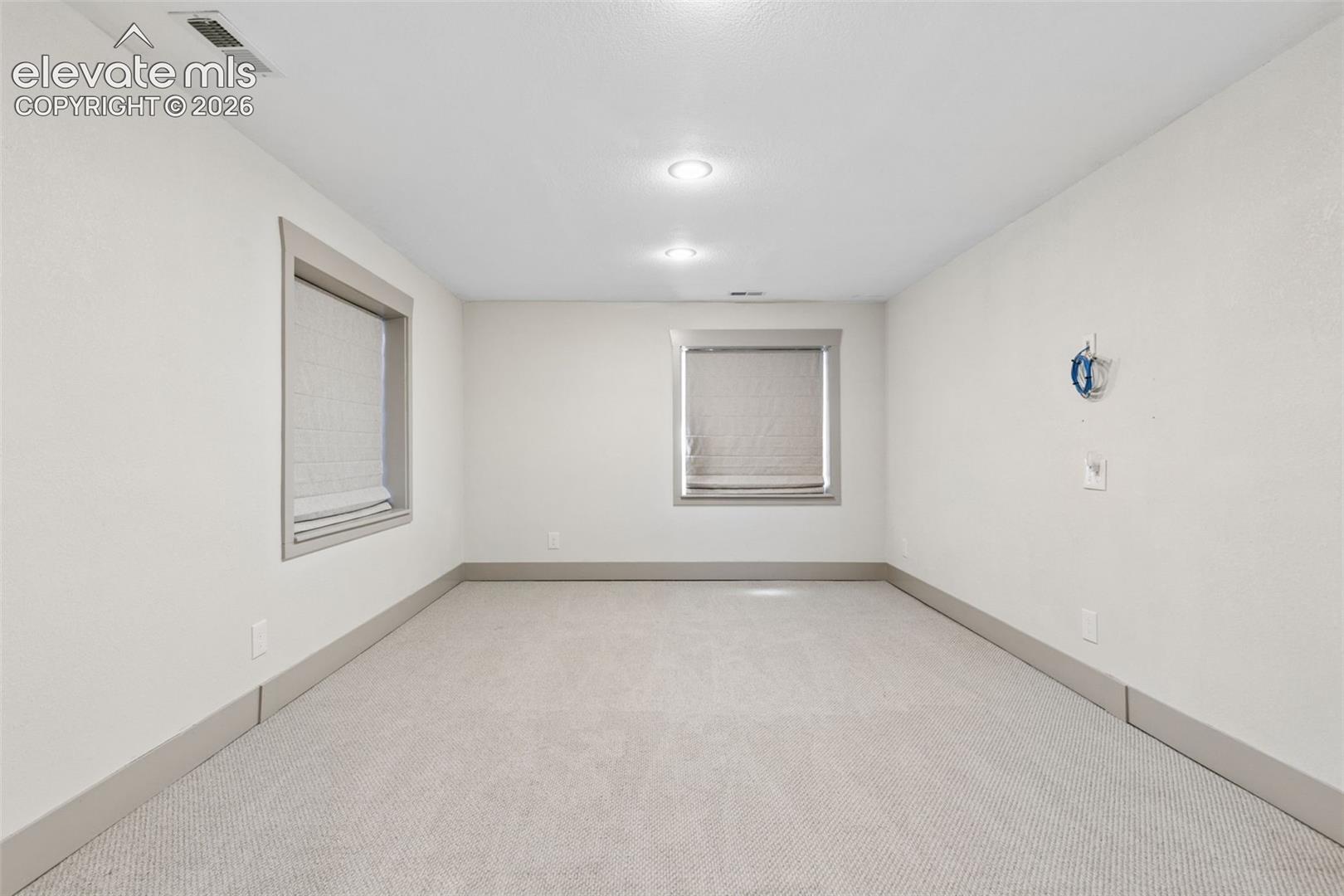 Listing photo 41 for 1622 Lookout Springs Drive