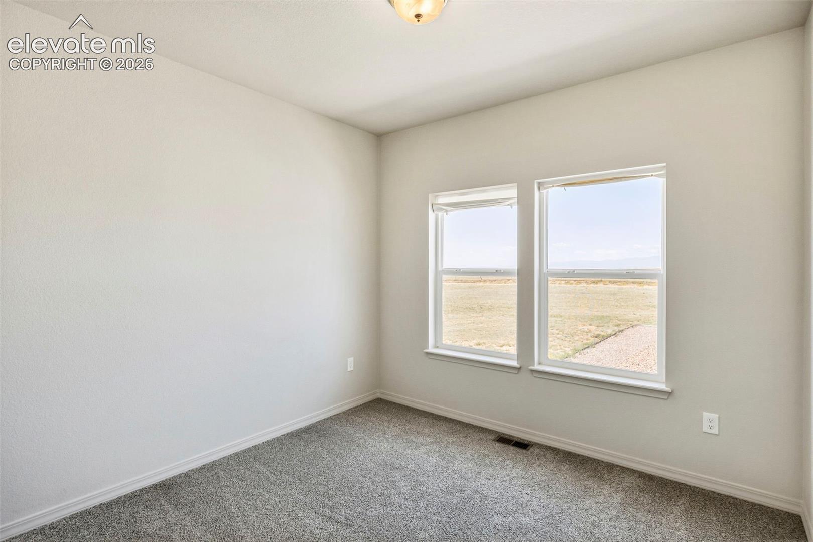 Listing photo 26 for 3955 N Yoder Road