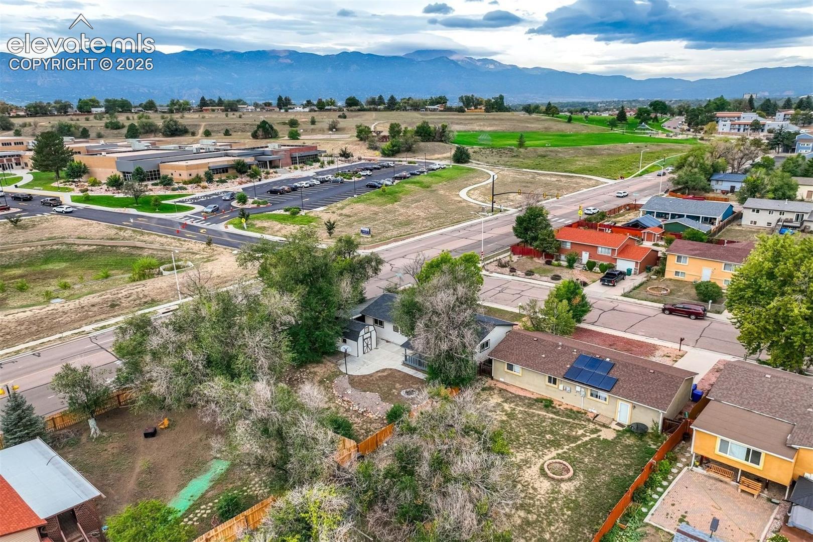 Listing photo 45 for 3415 Bridgewood Lane