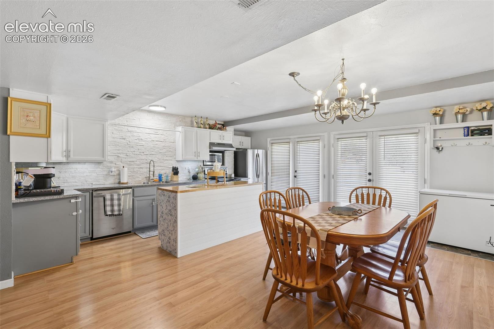 Listing photo 12 for 601 Rye Ridge Road