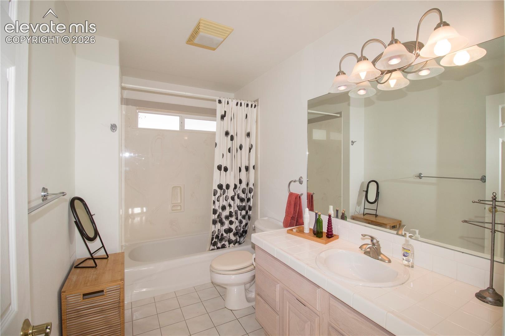 Listing photo 6 for 72 Pleasure Trail