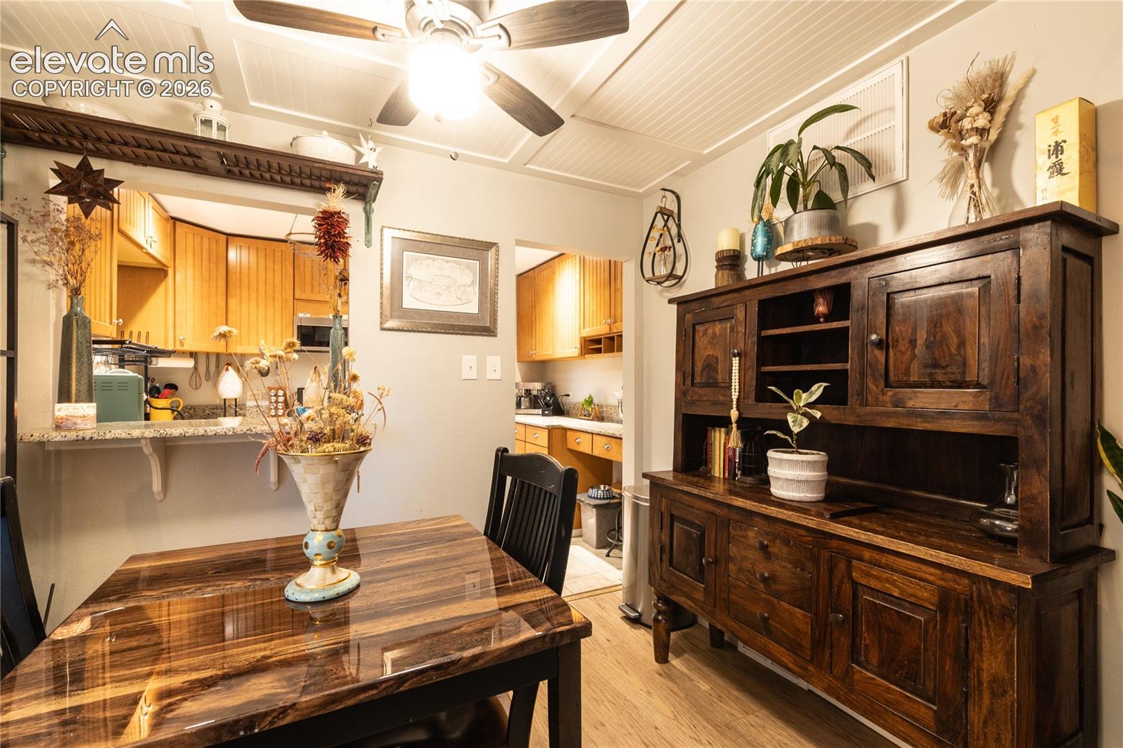 Listing photo 9 for 1404 N Prospect Street