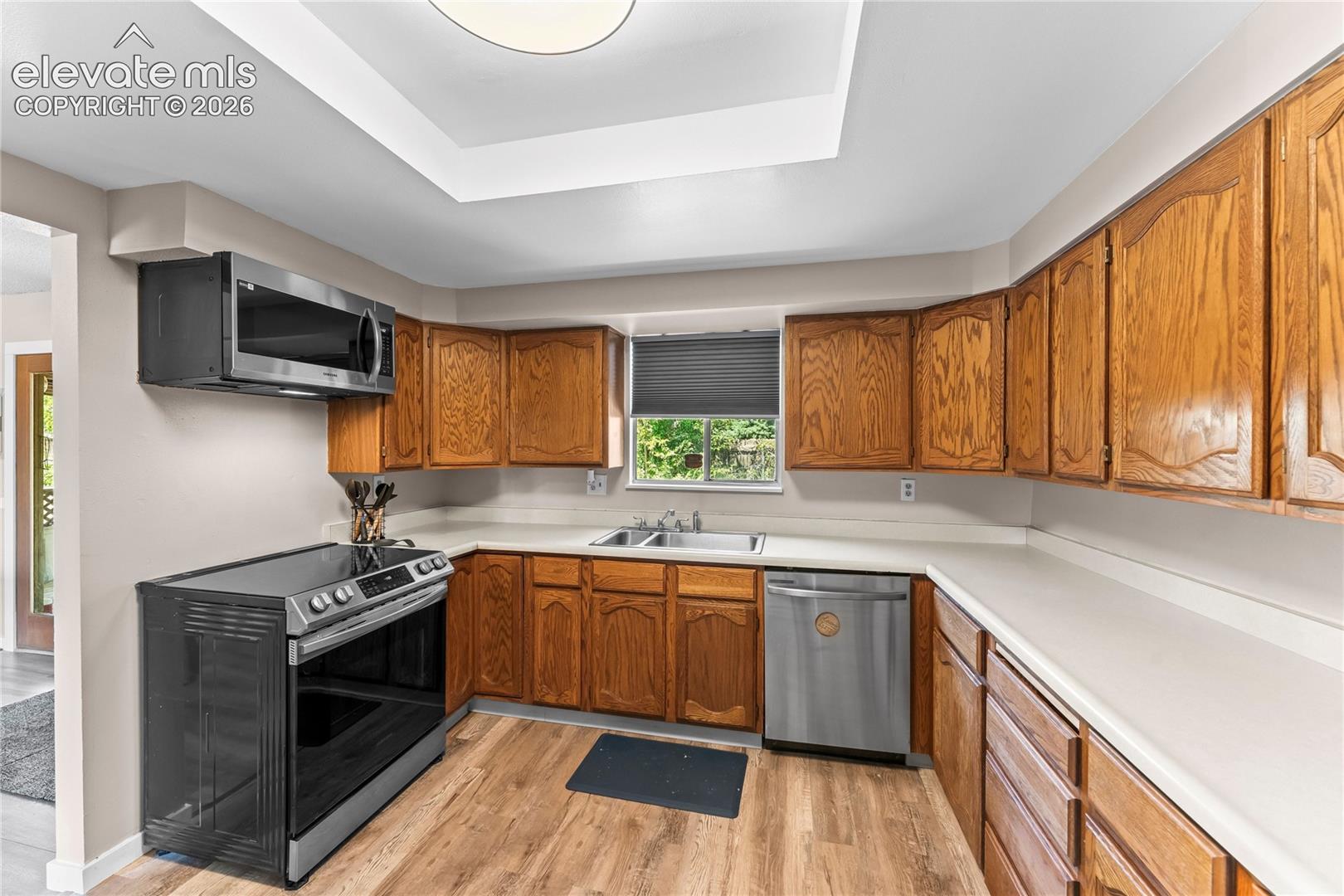 Listing photo 11 for 22 Heatherwood Lane