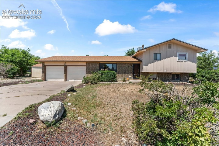 22 Heatherwood Lane — listing photo