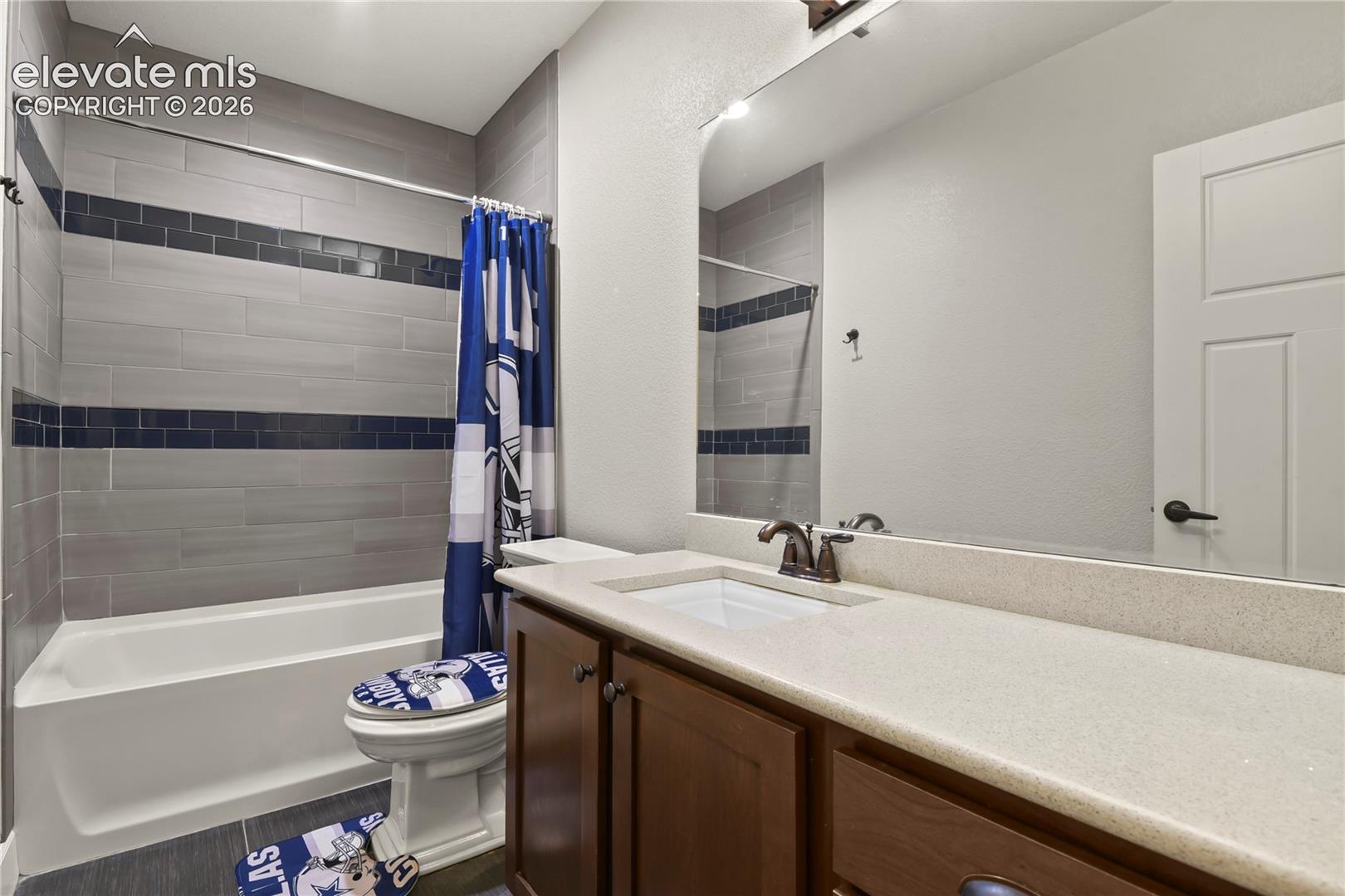 8276 Cypress Wood Drive, photo 30