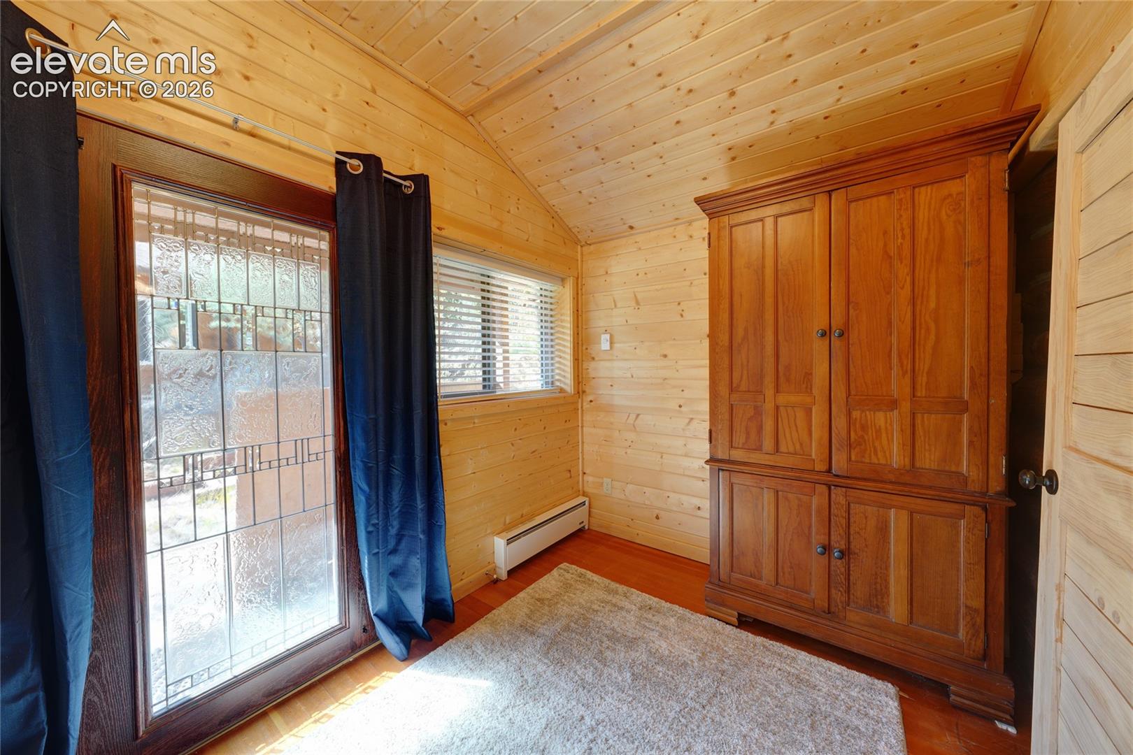 6865 Howard Street, photo 20