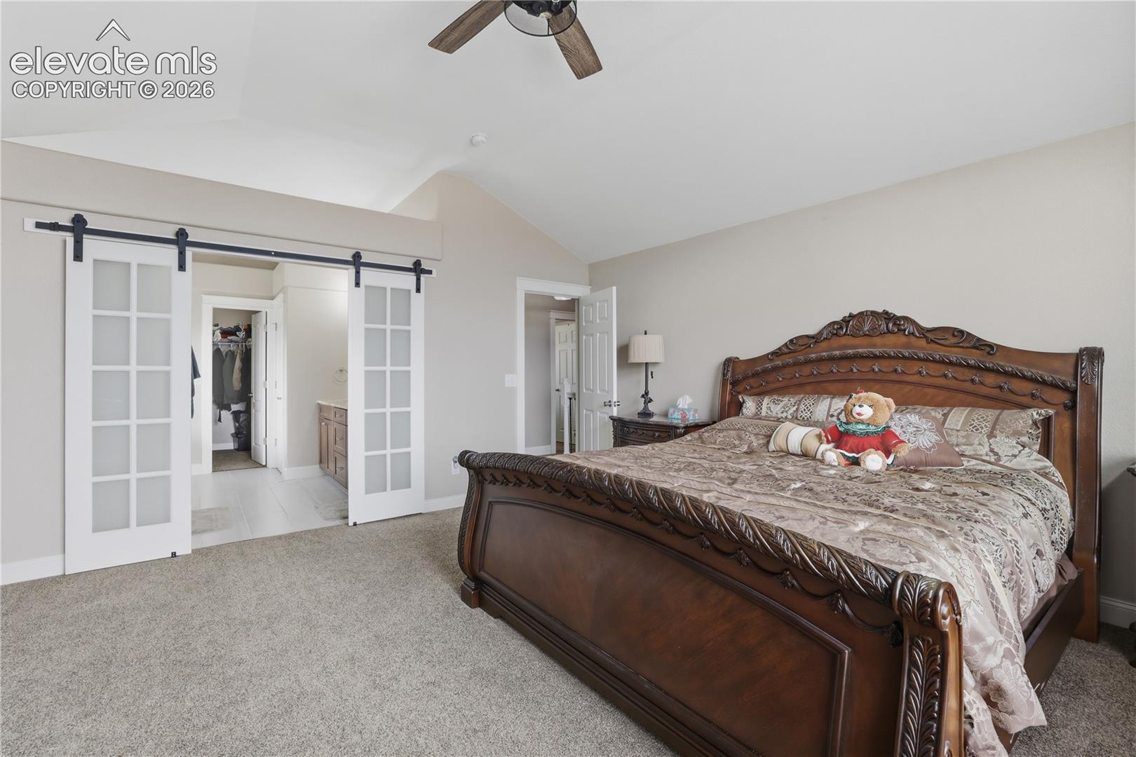 Listing photo 14 for 8109 Lodi Lane