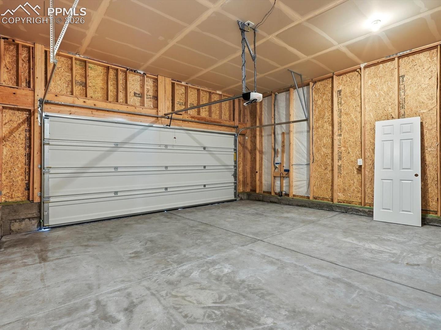 Listing photo 8 for 13219 Valley Peak Drive
