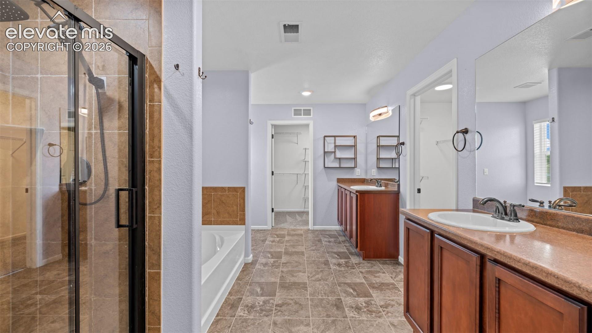 Listing photo 28 for 7915 Bonfire Trail