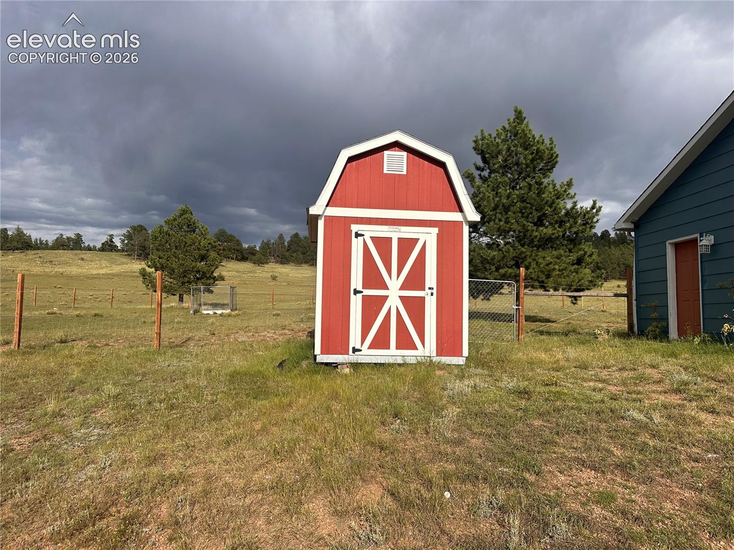 Listing photo 12 for 406 High Pasture Road