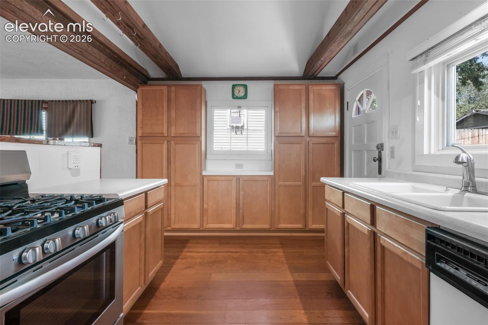 Listing photo 16 for 3326 W Kiowa Street