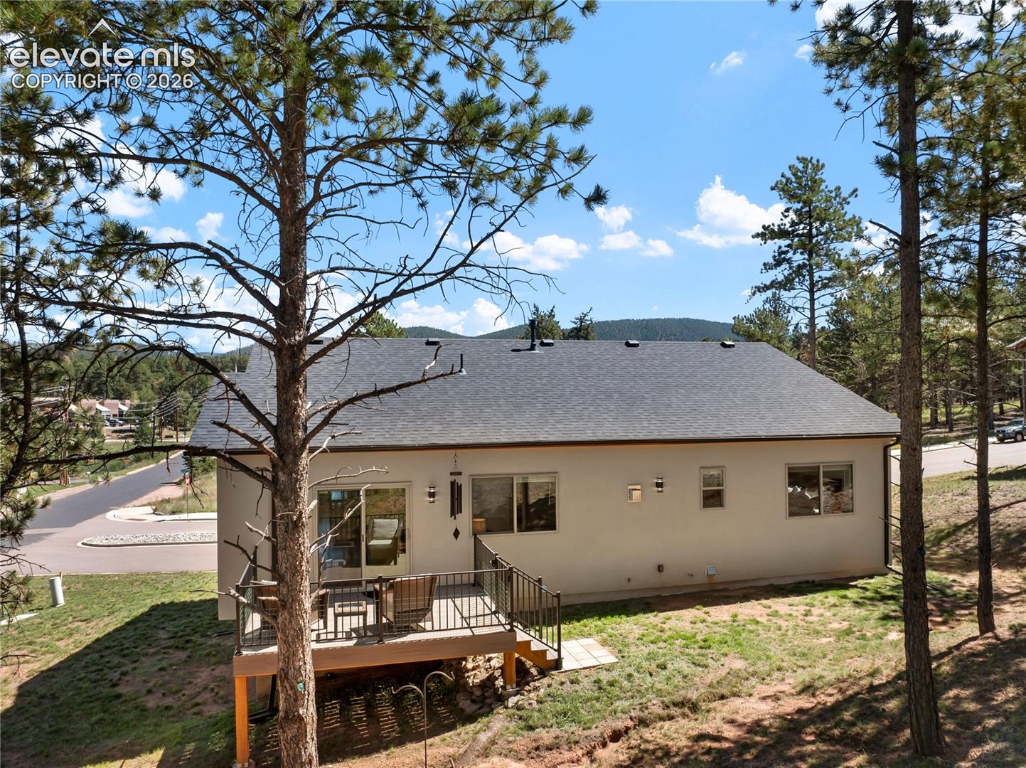 Listing photo 46 for 1382 Ridgestone Drive