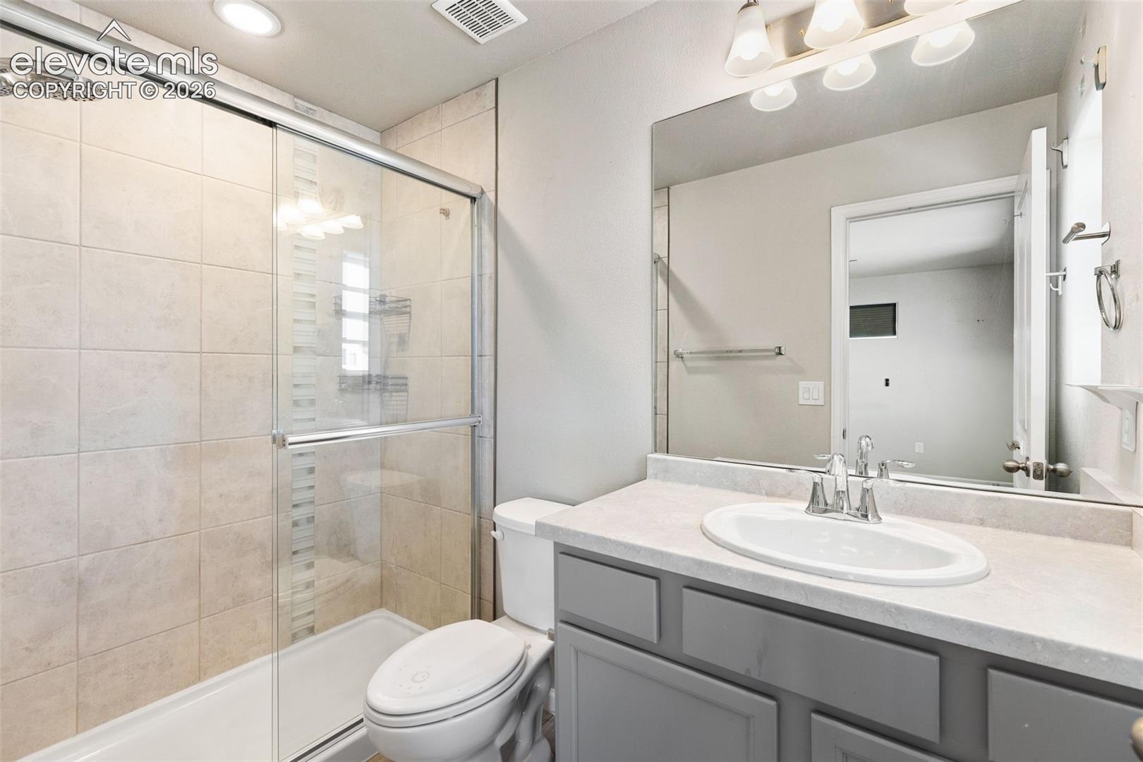 Listing photo 20 for 10621 Castor Drive