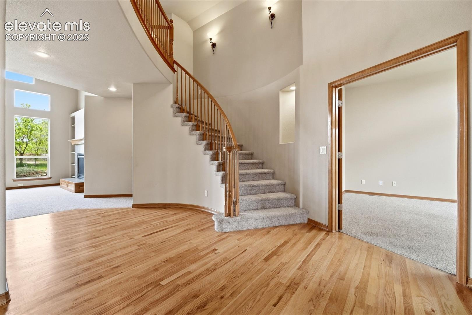 1630 Oakmont Drive, photo 5