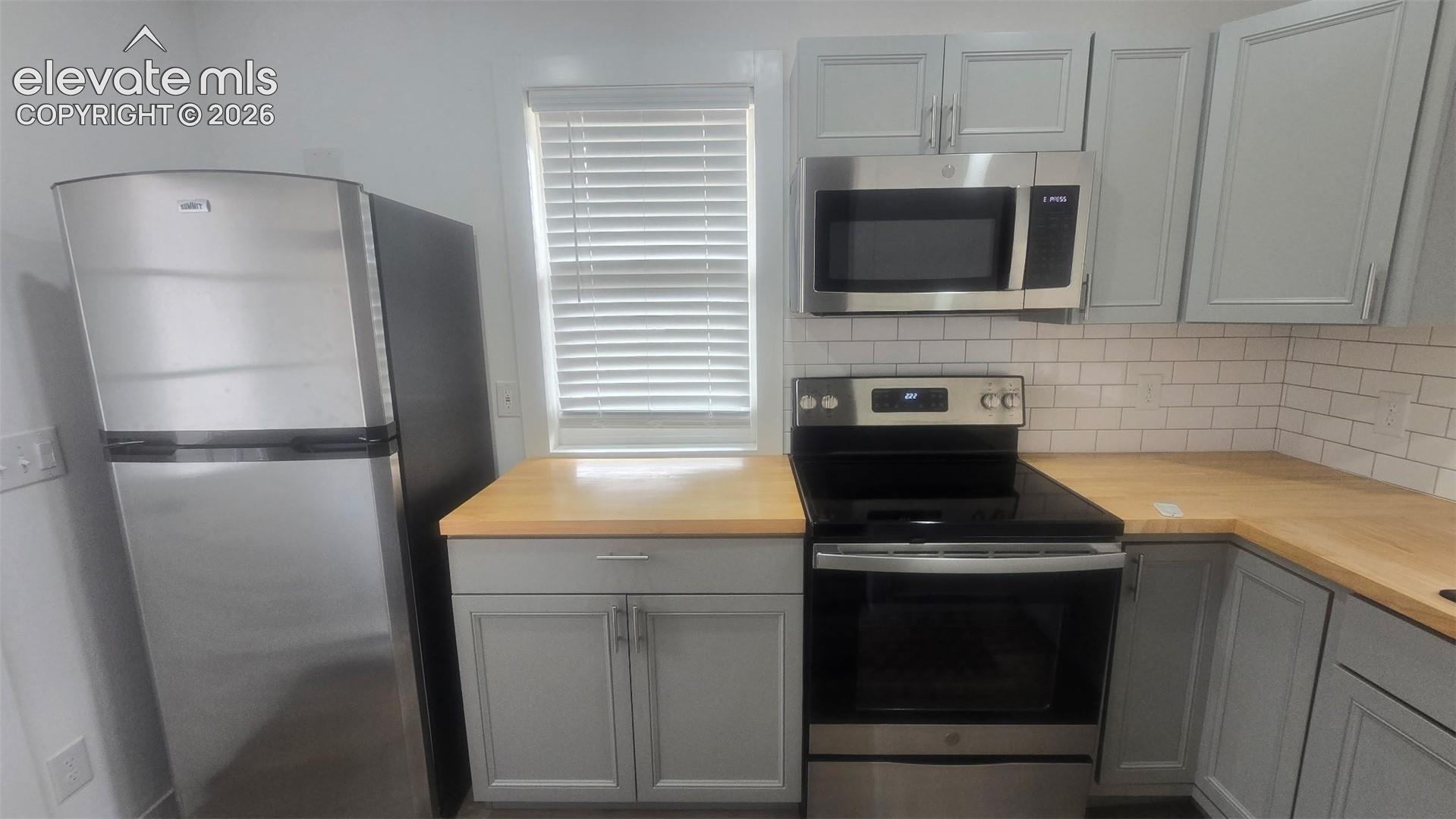 601 Crestridge Avenue, photo 16