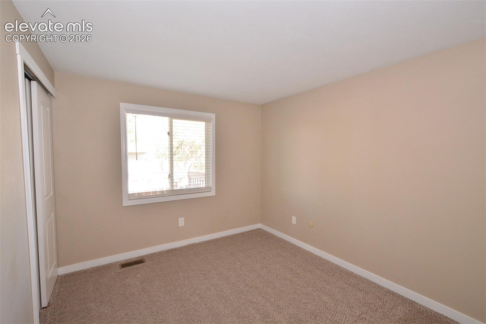 5020 Barcelona Way, photo 21