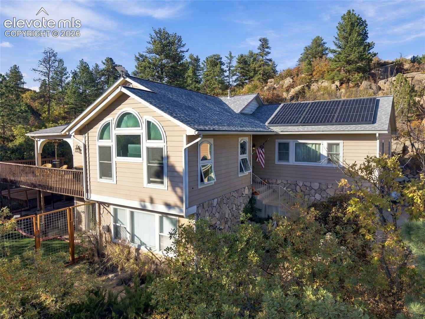395 Dawson Court — listing photo