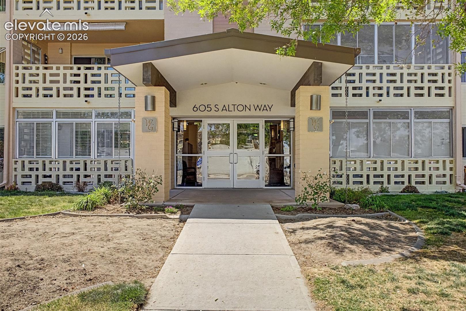 Listing photo 31 for 605 S Alton Way 12C