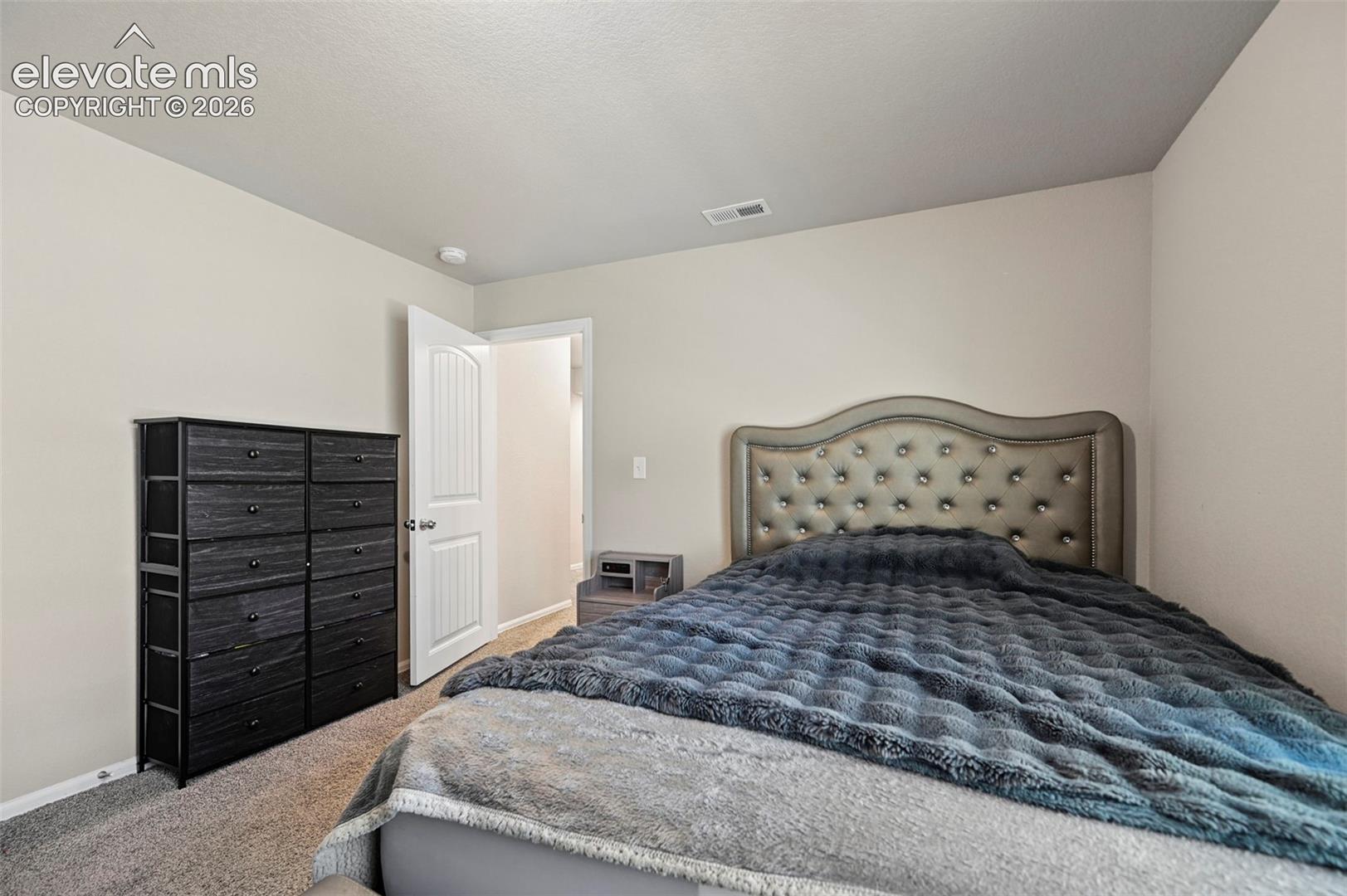 Listing photo 28 for 1114 E Laramie Avenue