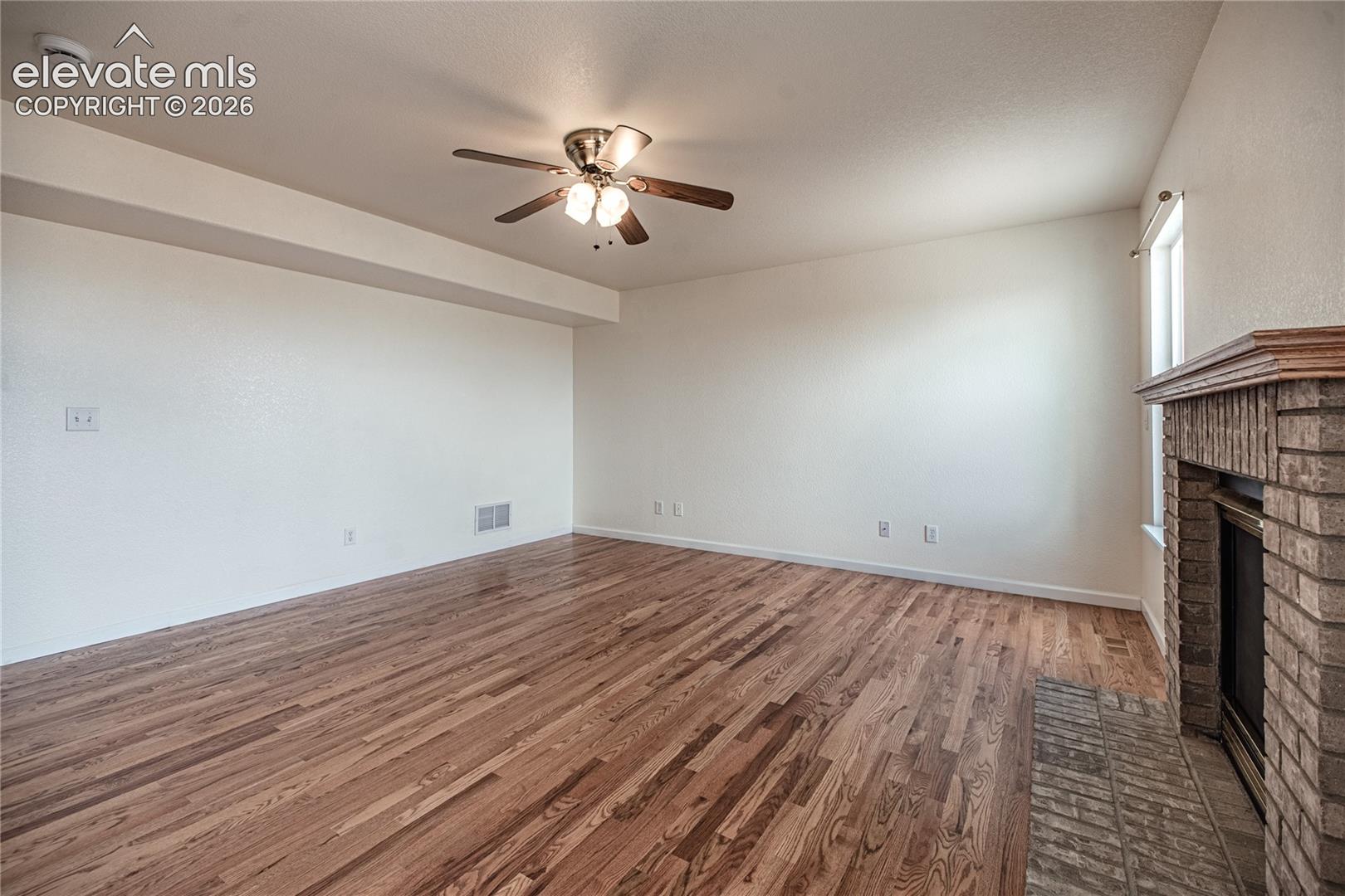 Listing photo 13 for 7119 Lone Eagle Lane